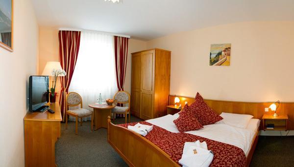 Hotel Auerhahn Masserberg Kültér fotó