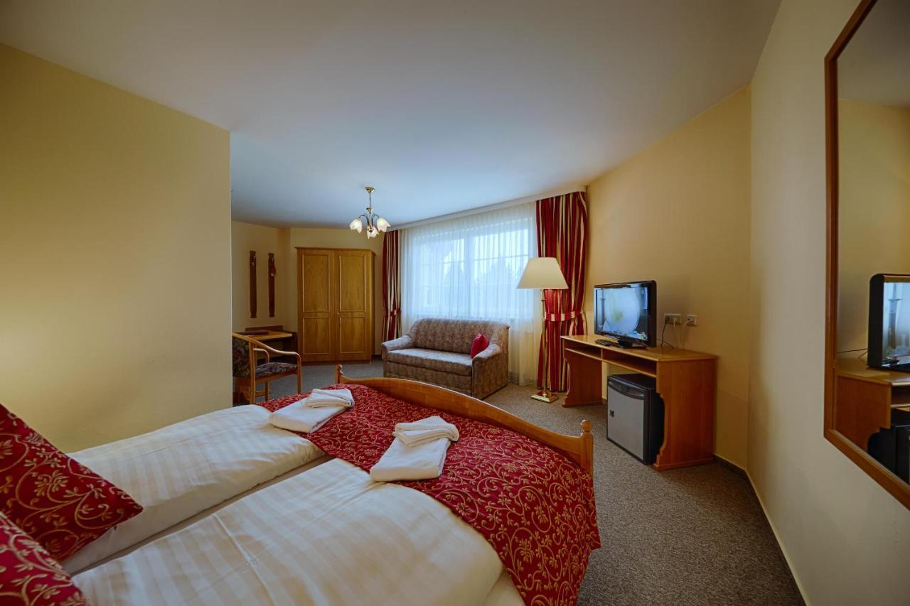 Hotel Auerhahn Masserberg Kültér fotó